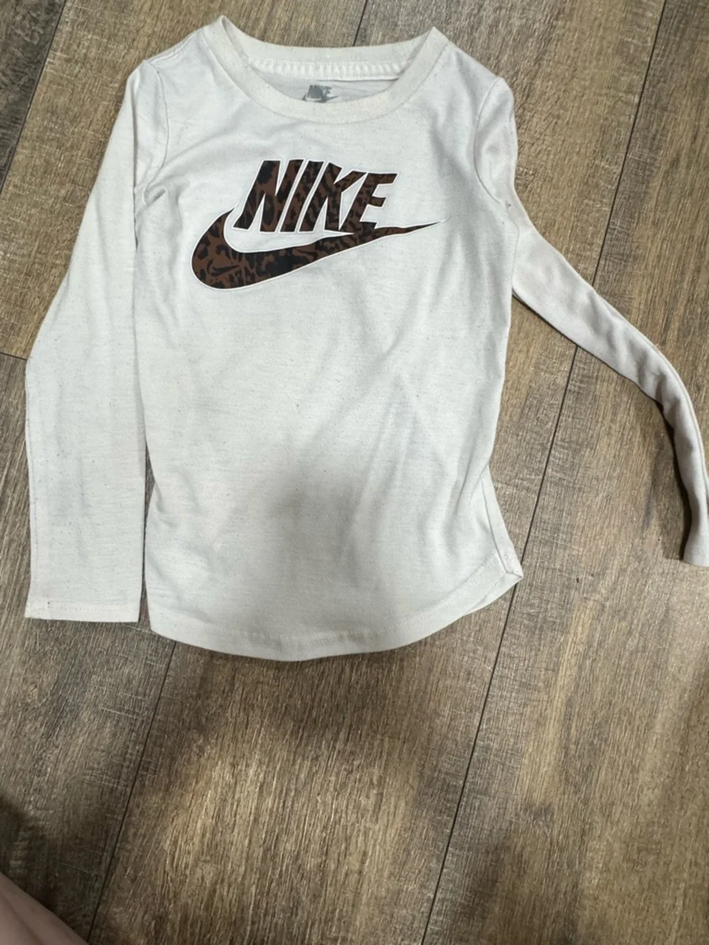 Nike White Top and Black Leggings Girls Matching Set - Picture 3 of 4